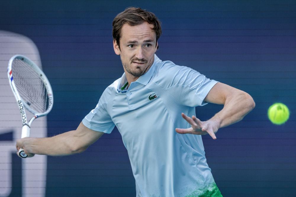 哈登成为NBA历史上第四位36岁后仍能砍下55分+的球员